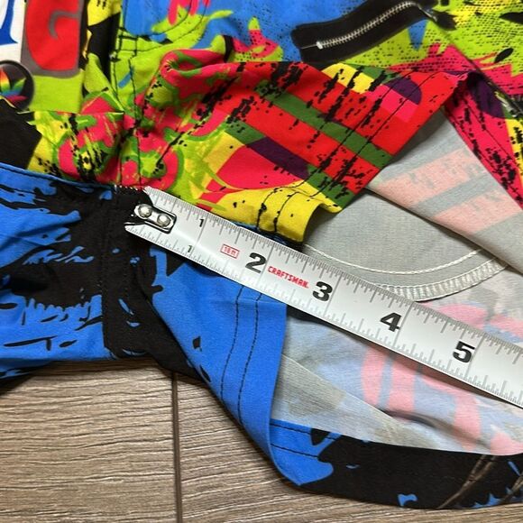Bang Miami‎ 2.5” Graffiti Lined Multicolor Swim Trunks Board Shorts Size Small - Picture 12 of 13